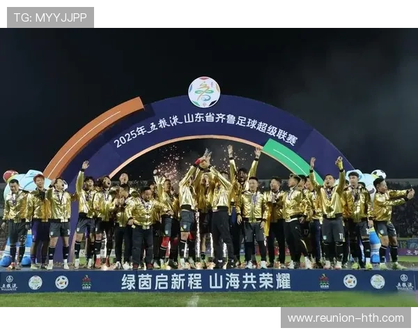 体育盛事来袭：全新赛季多项纪录刷新，球迷热议冠军归属