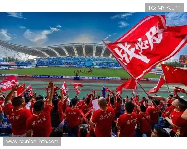 湘超直播全程报道精彩赛事 让你实时掌握足球动向与赛场瞬间